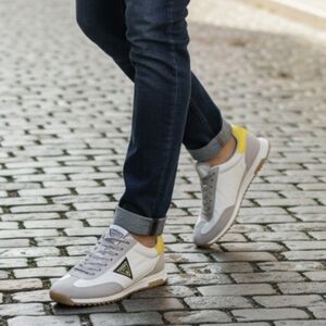 Guess White Cram  and Yellow Men's Sneakers BRAND NEW WOT